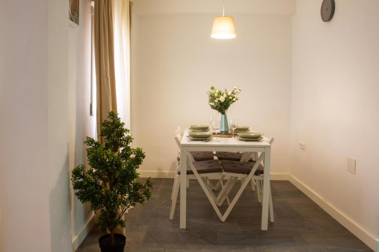 Holidays2malaga Alta Center Renovated 2 Bedrooms Wifi Appartement *